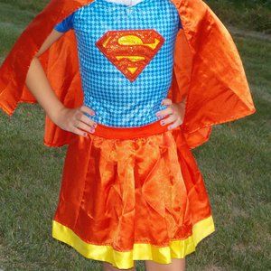 DC SHG Super Girl Costume 3 pc set Shirt, Skirt, Detachable Size Med 10-12 Youth